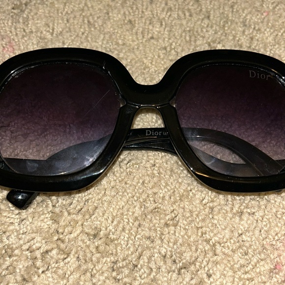 Designer DIOR Round Sunglasses - Picture 2 of 7